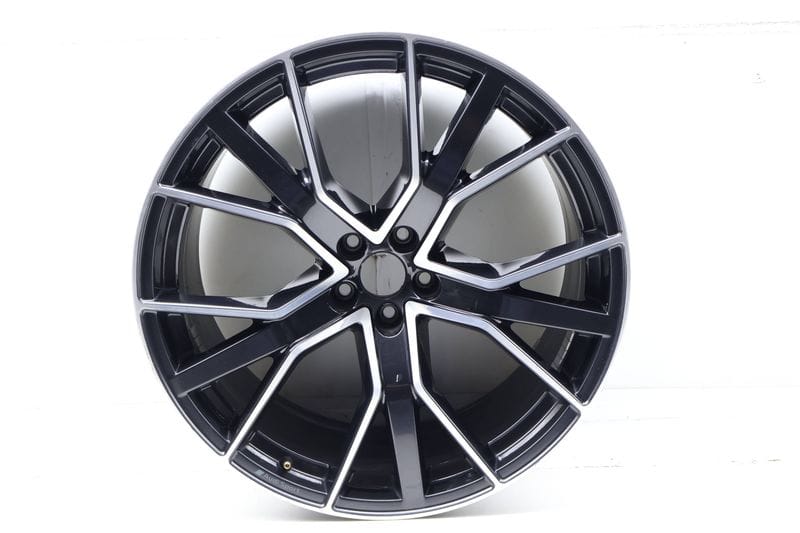 22" Inch Alloy Rim / Wheel 4M8601025Q — Used (SKU 722562)