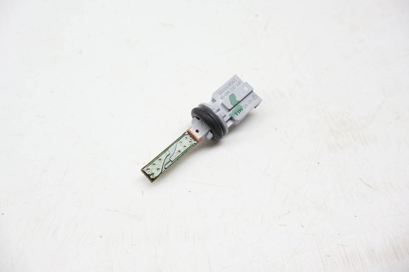 Climate Air Temp / Temperature Sensor 1K0907543E — Used (SKU 721957)