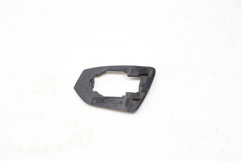 Exterior Door Handle Seal / Gasket 4M8837277 — Used (SKU 722063)