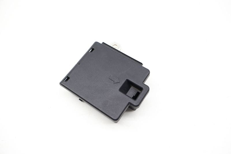 Fuse / Battery Junction Box 4M0941824AR — Used (SKU 721888)