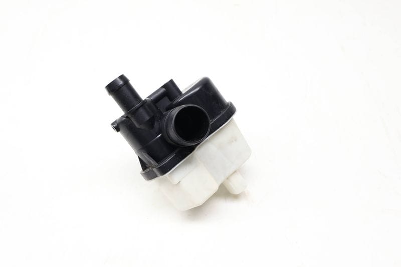 Leak Detection Pump / Ldp 7L0906243A — Used (SKU 722014)