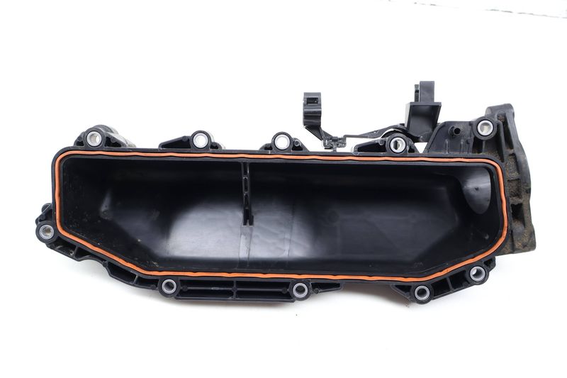 Intake Manifold 06M133267P — Used (SKU 722275)