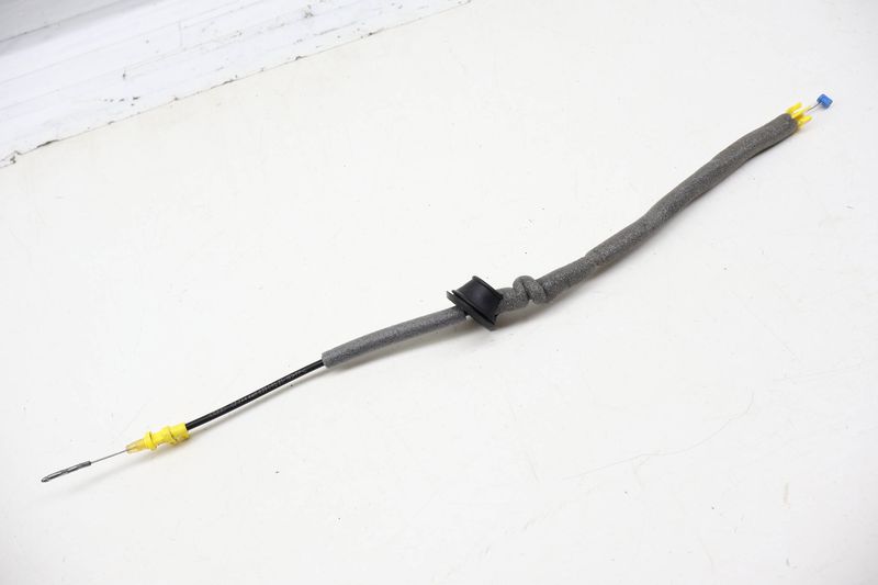Door Latch / Handle Release Cable 4M8839085 — Used (SKU 722272)