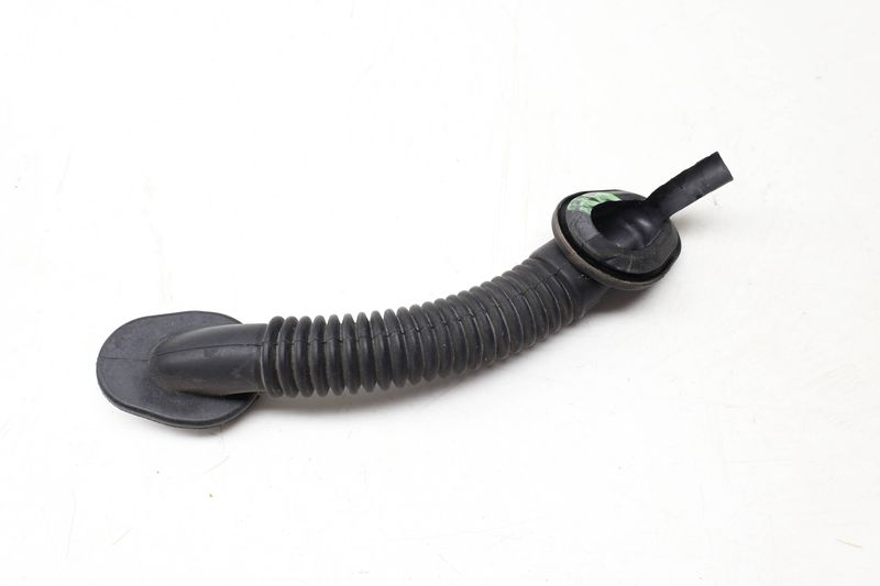Hatch / Trunk Wiring Harness Protector / Boot 80A971840 — Used (SKU 722066)