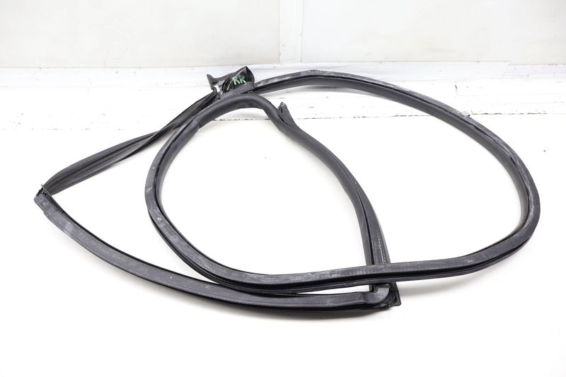 Door Seal / Weather Stripping (INNER) 4M8833708F — Used (SKU 722222)