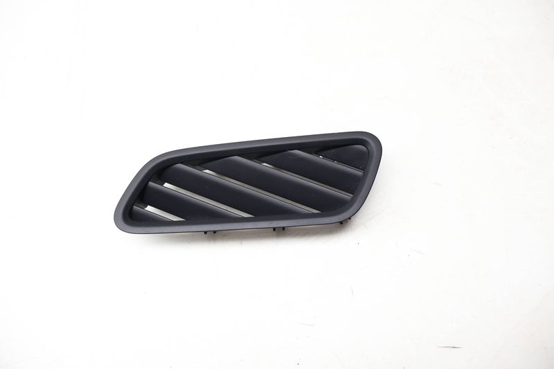Upper Dash Defrost Air Vent 4M8819794 — Used (SKU 721859)