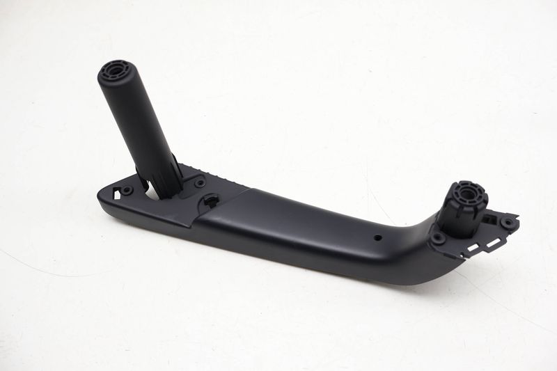 Door Pull / Grab Handle 80A867195A — Used (SKU 716323)