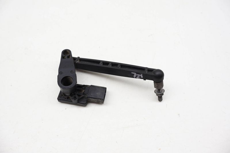 Headlight Leveling Sensor w/ Linkage 80A941309E — Used (SKU 716302)