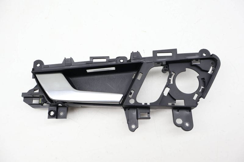 Interior Door Handle / Release 80A839019 — Used (SKU 716335)
