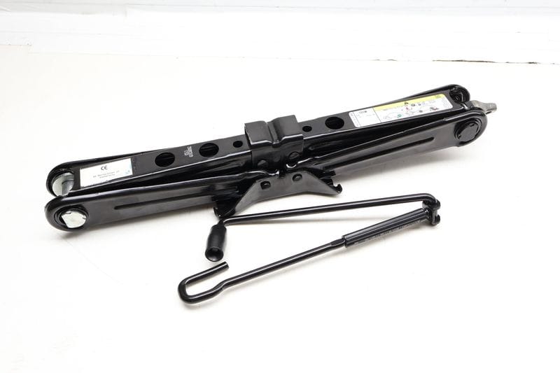 Scissor Jack 80A011031A — Used (SKU 716395)