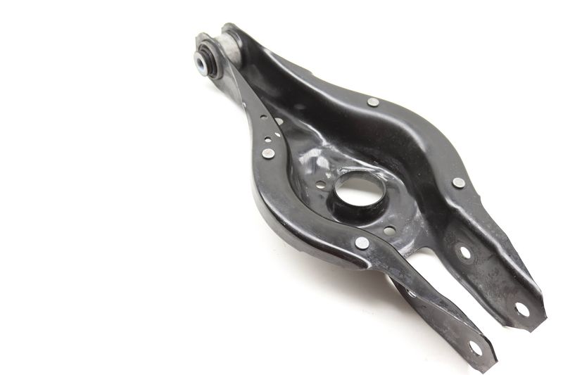 Suspension Control Arm 33326867540 — Used (SKU 591187)