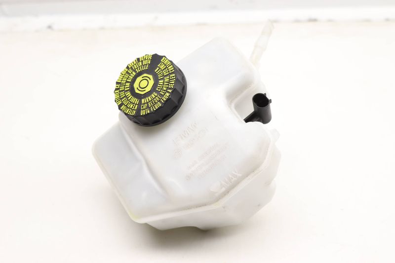 Brake Fluid Reservoir / Tank 34336889802 — Used (SKU 586944)