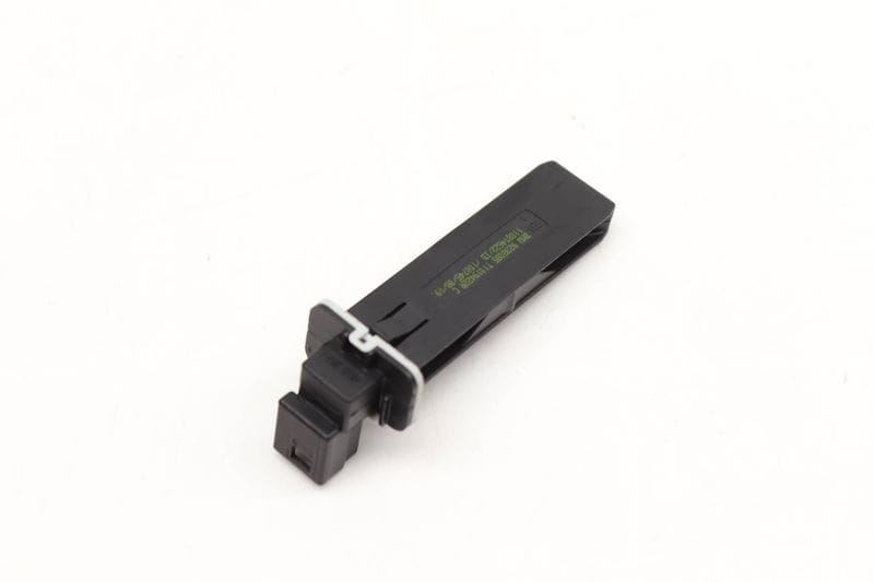 Cabin Air Temperature / Temp Sensor 64119238085 — Used (SKU 586945)