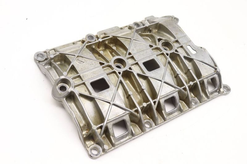 Engine Oil Windage Tray / Baffle / Deflector 11137634190 — Used (SKU 586826)