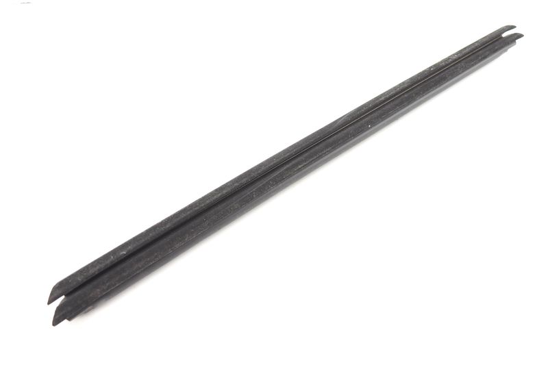 Inner Door / Window Slot Seal 51337407419 — Used (SKU 586639)
