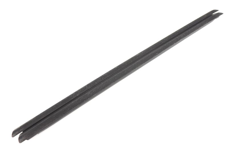 Inner Door / Window Slot Seal 51337407420 — Used (SKU 586640)
