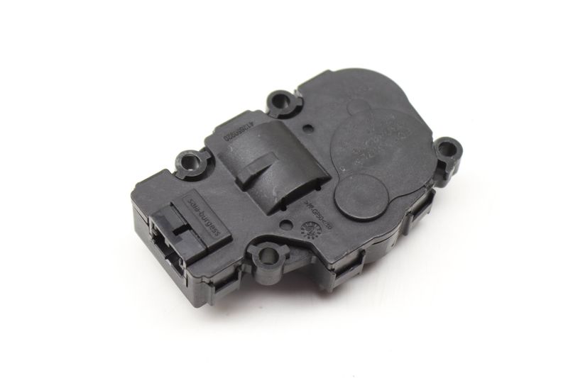 HVAC Flap / Servo Air Motor / Actuator 64119384023 — Used (SKU 586485)