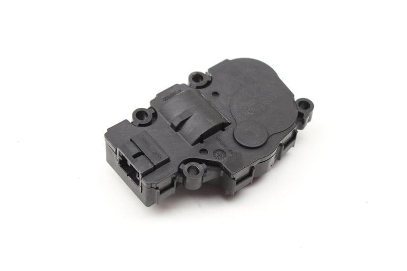 HVAC Flap / Servo Air Motor / Actuator 64119384023 — Used (SKU 586488)