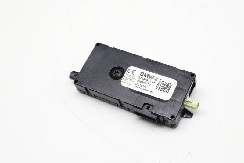 Antenna Booster /  Amplifier 65208735981 — Used (SKU 732553)