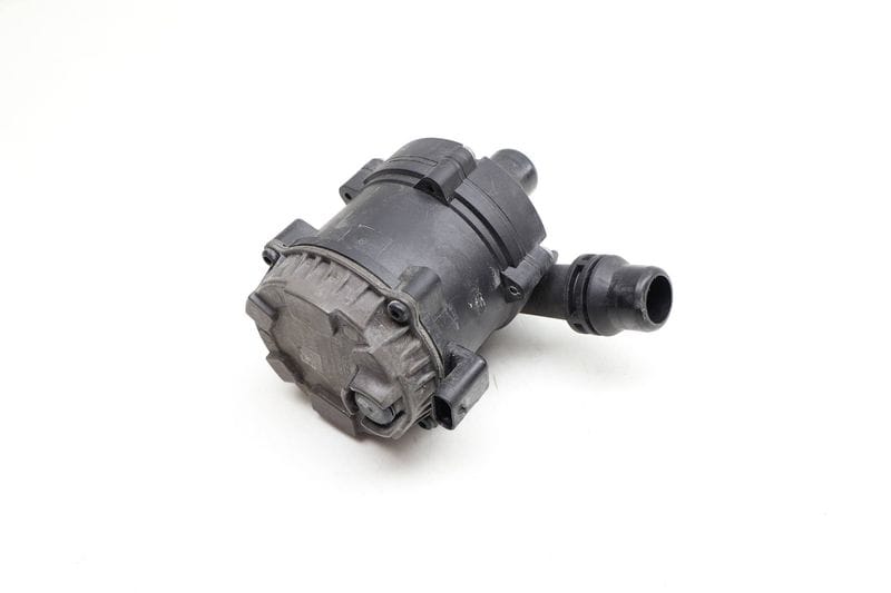 Auxiliary Water / Coolant Pump 11518638237 — Used (SKU 664095)