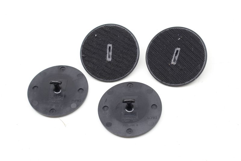 Carpet Floor Mat Fastener / Mount Set (4) 07149166609 — Used (SKU 732604)