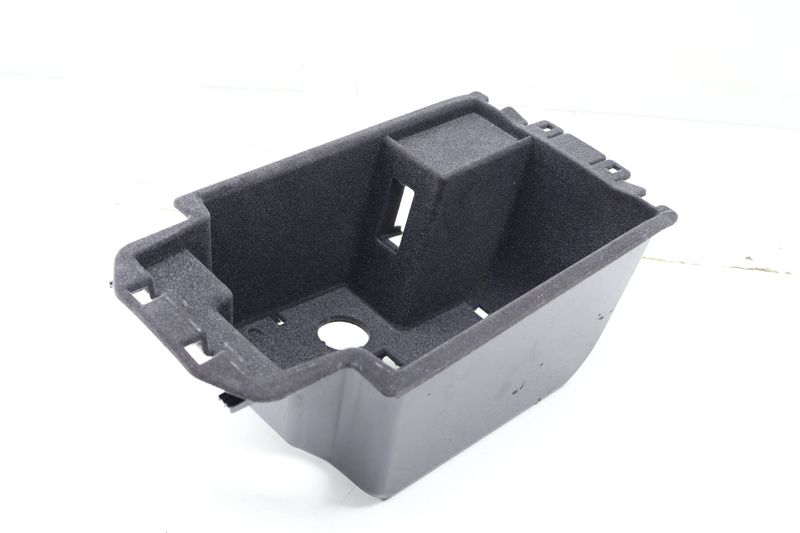 Center Console Armrest Storage Bin / Tray 51169483809 — Used (SKU 732693)