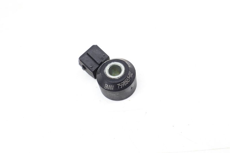 Engine Knock / Ping Sensor 13627598861 — Used (SKU 663965)
