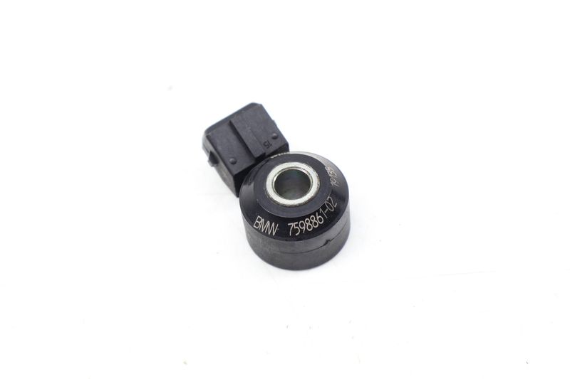 Engine Knock / Ping Sensor 13627598861 — Used (SKU 663966)