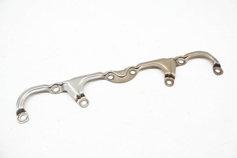 Exhaust Manifold Mount / Bracket 11627587469 — Used (SKU 732825)