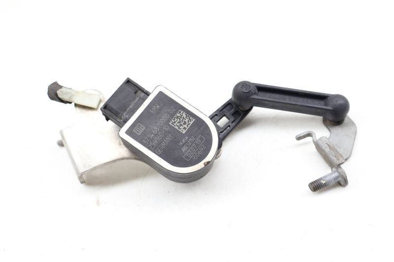 Headlight Leveling Sensor 37146870965 — Used (SKU 664042)