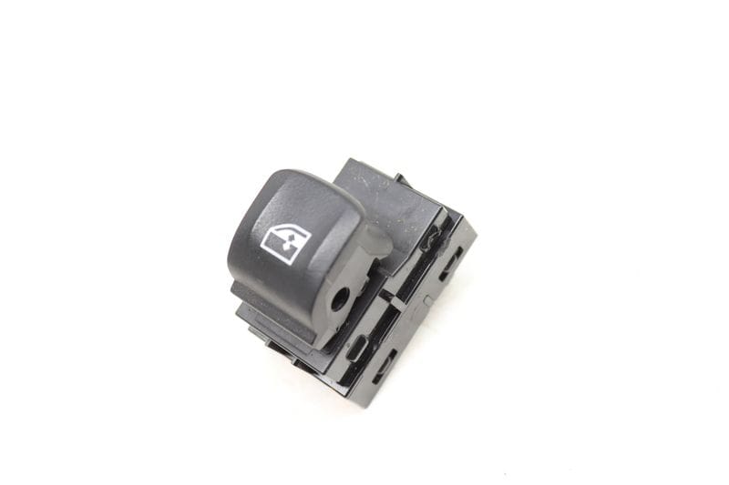 Door Window Switch 61319327031 — Used (SKU 554732)