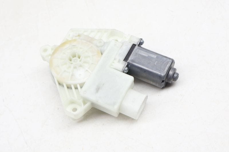 Window Motor 51337455081 — Used (SKU 663766)