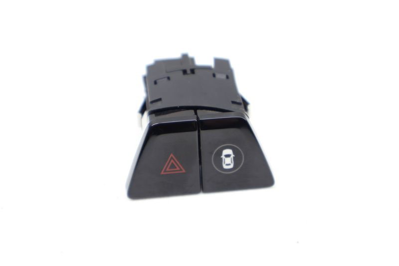 Hazard Switch / Button 61316993047 — Used (SKU 663954)