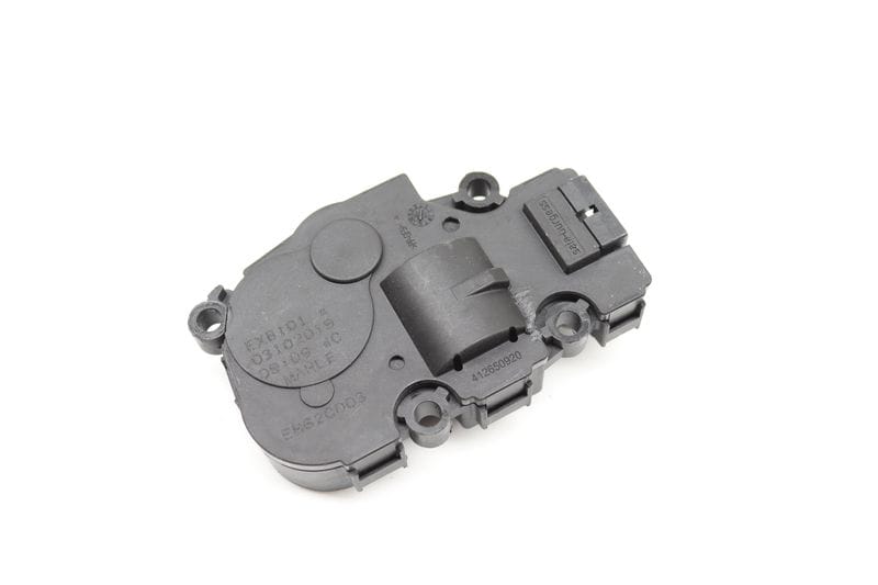 HVAC Flap / Servo Air Motor / Actuator 64119384023 — Used (SKU 554997)