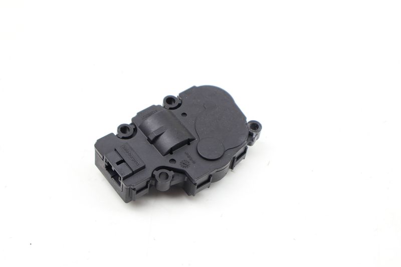 HVAC Flap / Servo Air Motor / Actuator 64119384023 — Used (SKU 732600)