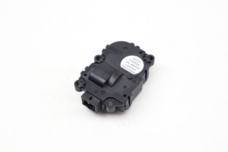 HVAC Flap / Servo Air Motor / Actuator 64119384023 — Used (SKU 732608)