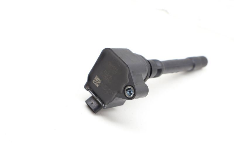 Ignition Coil / Pack 12138692611 — Used (SKU 732505)