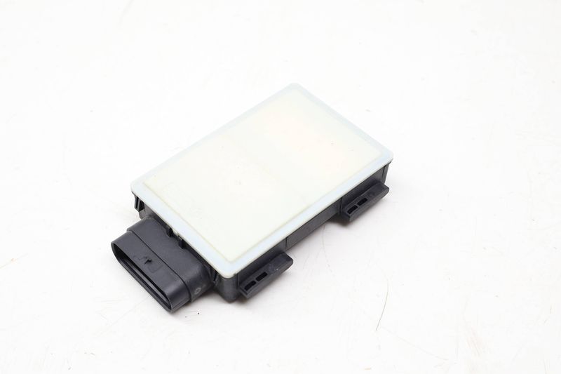 Lane Change Assist Module / Radar Sensor (CLOSE RANGE) 66327915643 — Used (SKU 732396)