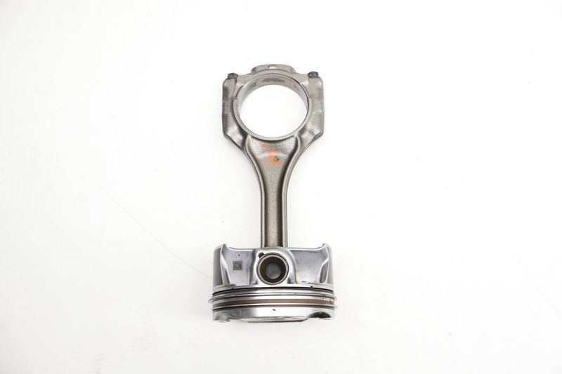 Piston w/ Connecting Rod 11258665195 — Used (SKU 732962)