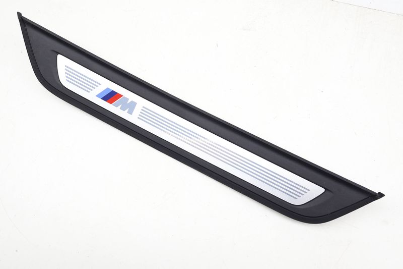 Door Sill Plate / Scuff Panel (M) 51479447021 — Used (SKU 732707)