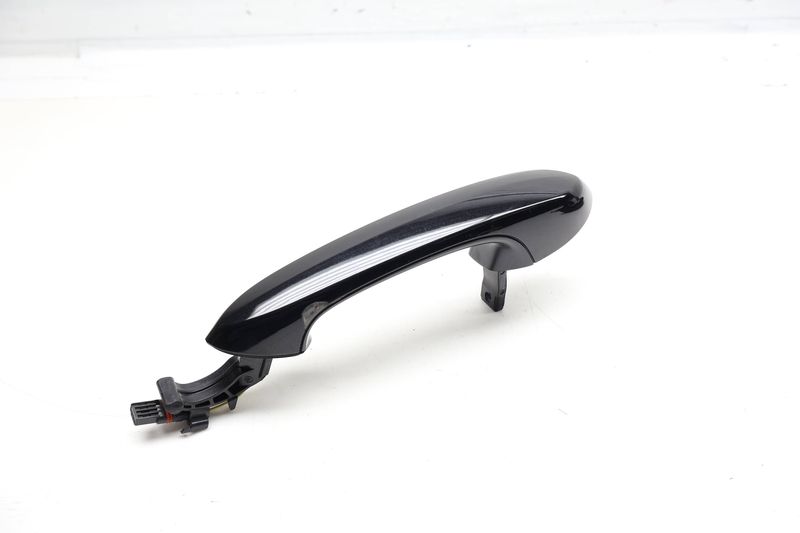 Exterior Door Handle w/ Comfort Access 51218492017 — Used (SKU 732782)