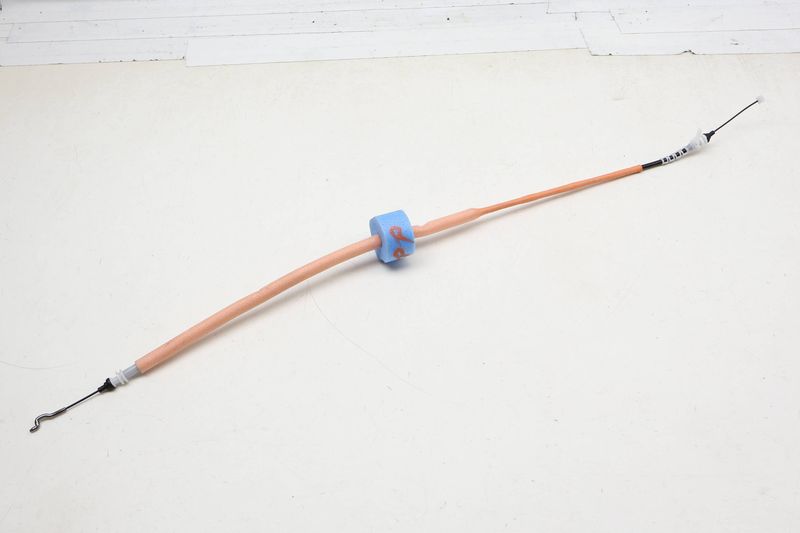 Exterior Door Handle Release / Bowden Cable 51225A57950 — Used (SKU 732776)