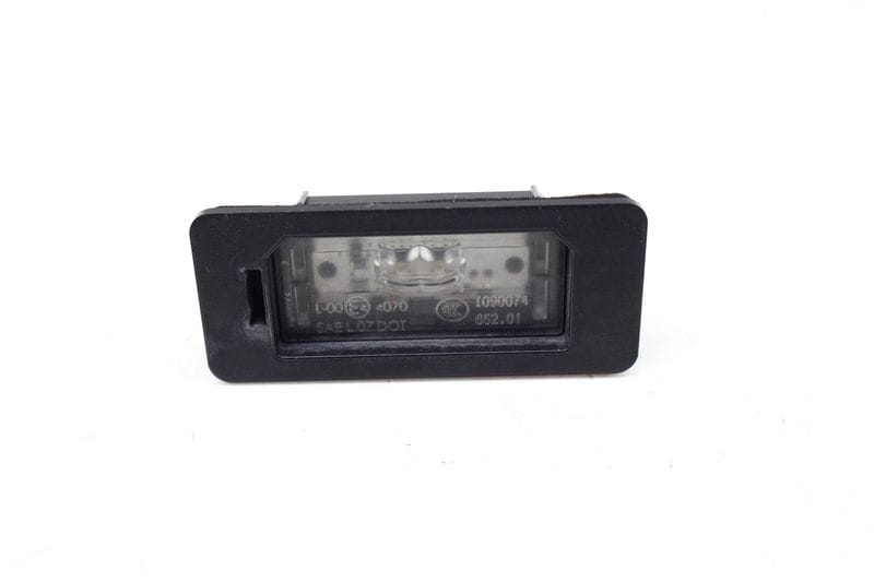 License Plate Light 63267410302 — Used (SKU 663888)