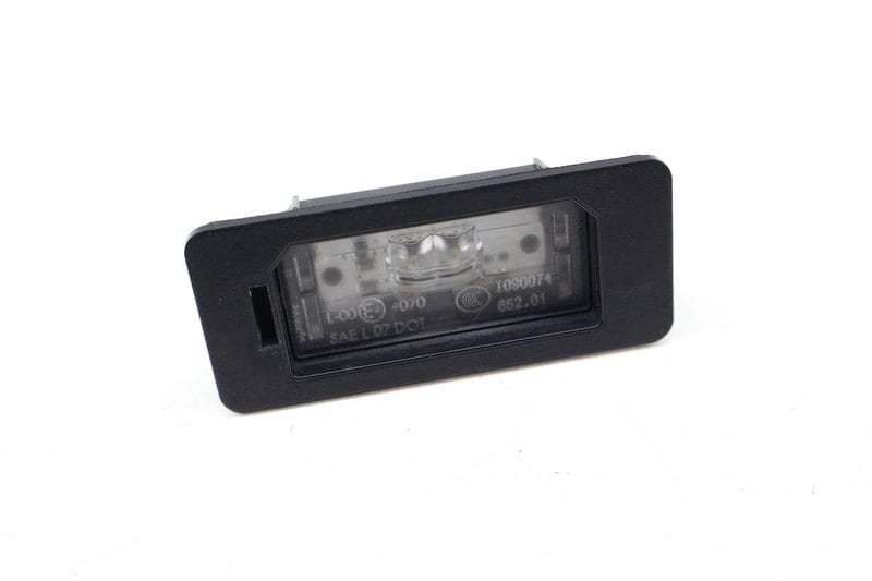 License Plate Light 63267410302 — Used (SKU 663889)