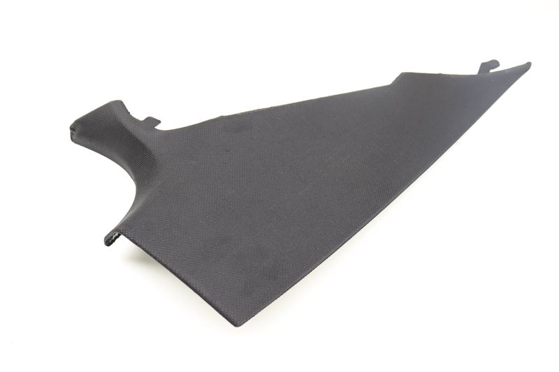 Upper C Pillar / Quarter Panel Trim 51437384533 — Used (SKU 554935)