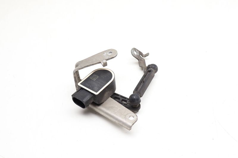 Headlight Leveling Sensor 37146869138 — Used (SKU 732549)