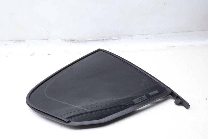 Quarter Window Glass 51357381348 — Used (SKU 663712)