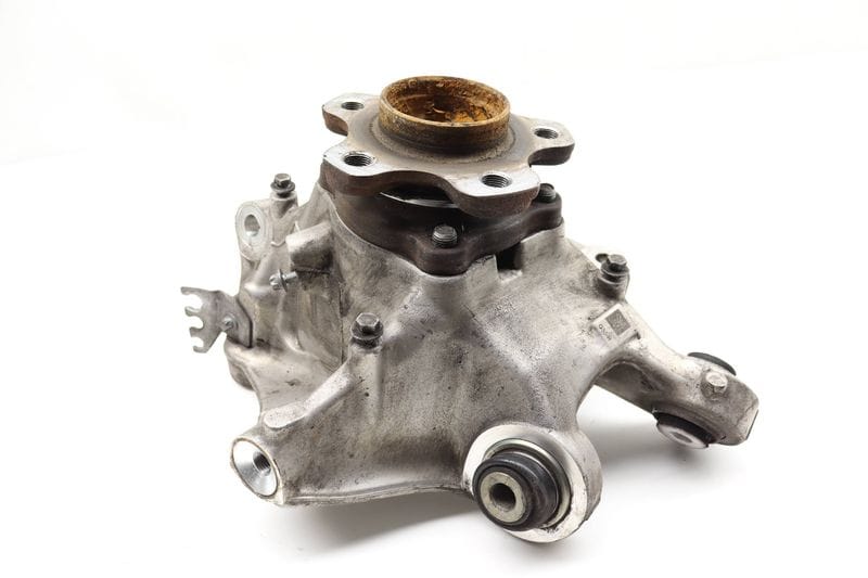 Spindle Knuckle w/ Wheel Bearing 33306866338 — Used (SKU 555318)
