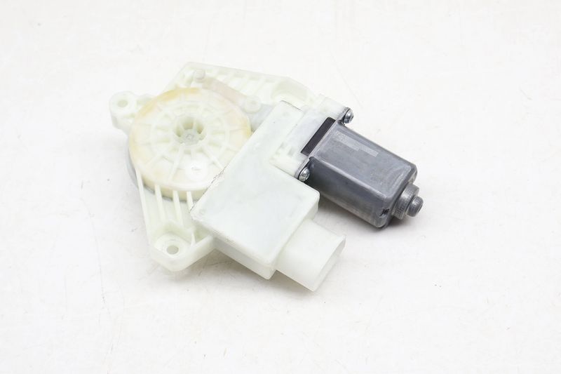 Window Motor 51357455084 — Used (SKU 663768)