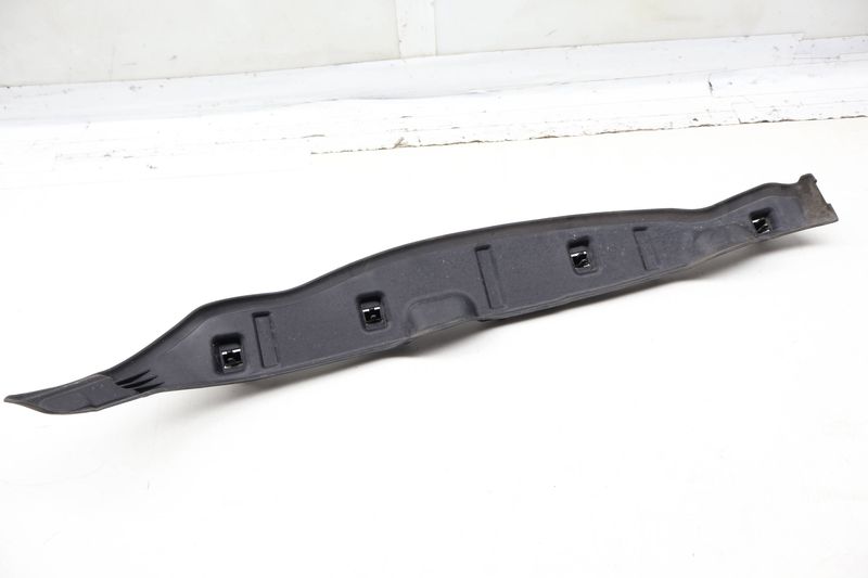Fender Guide / Mount Bracket 51487352222 — Used (SKU 732798)